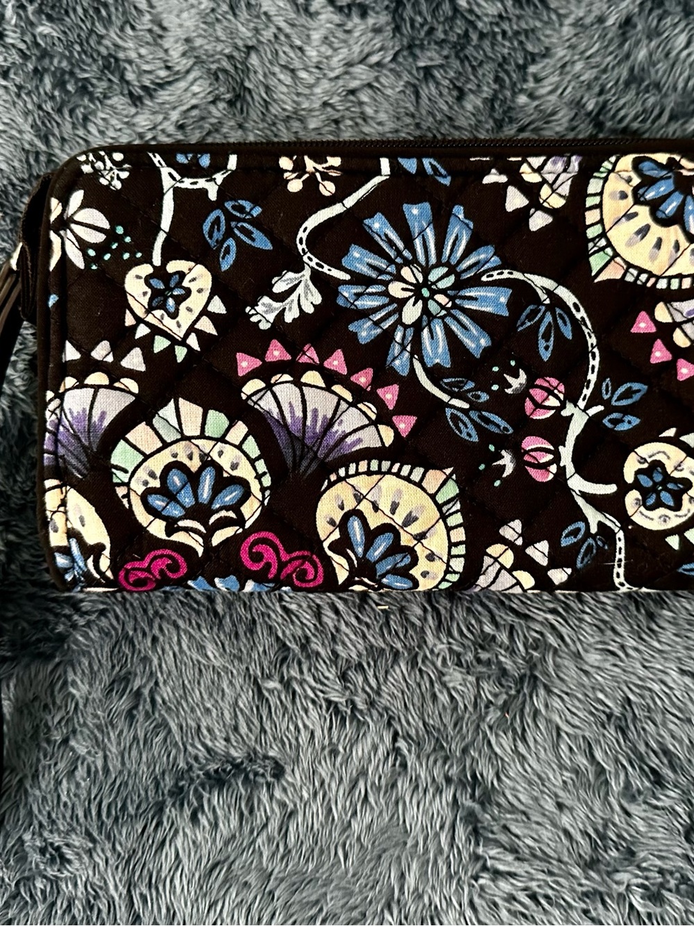 Vera Bradley Alpine Zip Around Wallet - Retired